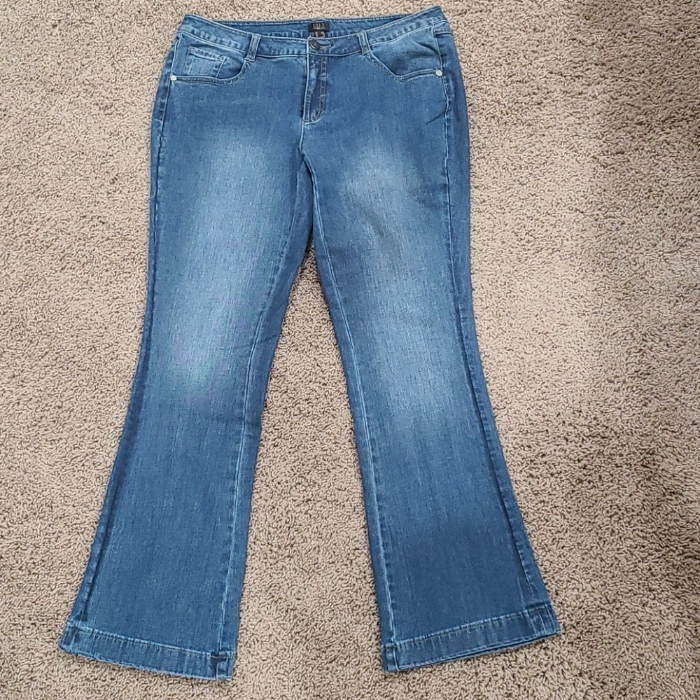 GILI petite jeans
